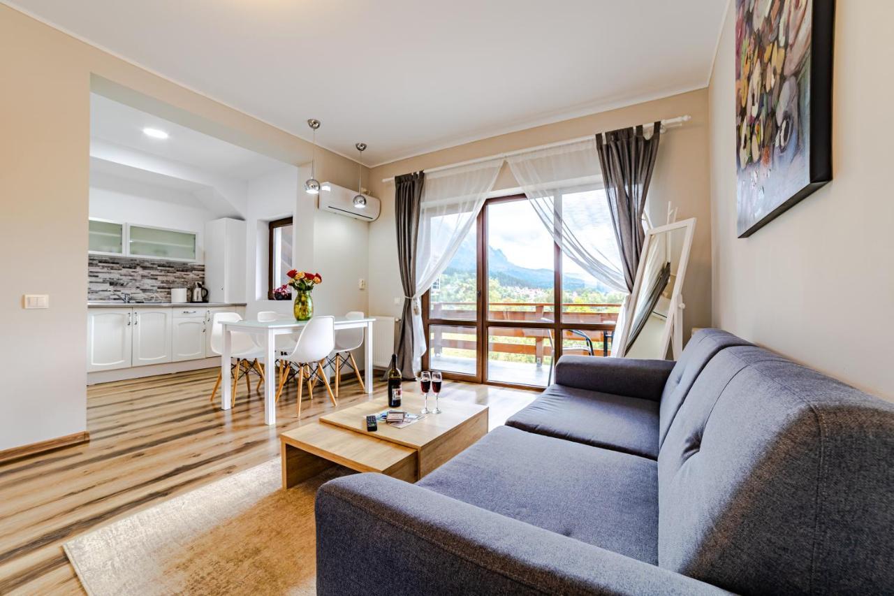 Yael Luxury Apartments 2 Busteni Bagian luar foto